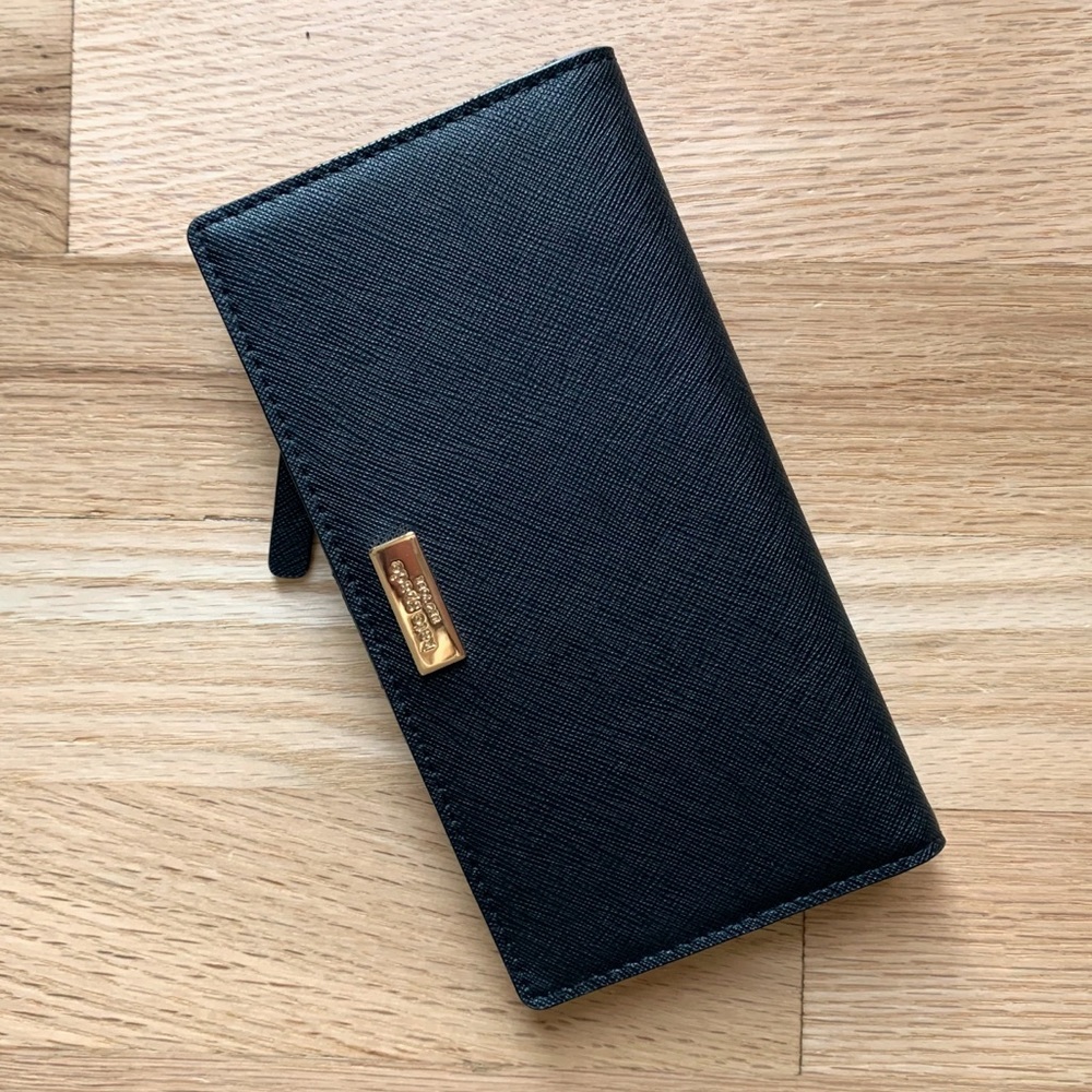 NWT KATE SPADE Slim Wallet in Black